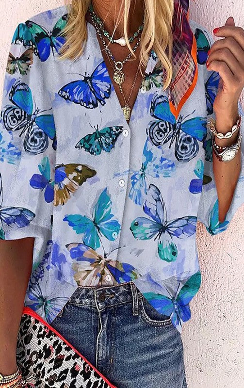 Butterfly print button closure top